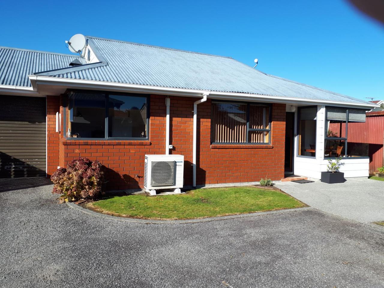 'Duck Down House' Villa โฮกิทิกา ภายนอก รูปภาพ